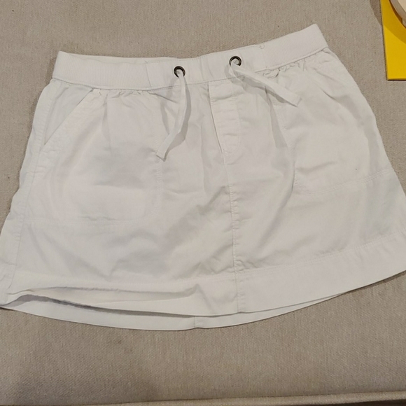 Old Navy Dresses & Skirts - White skirt